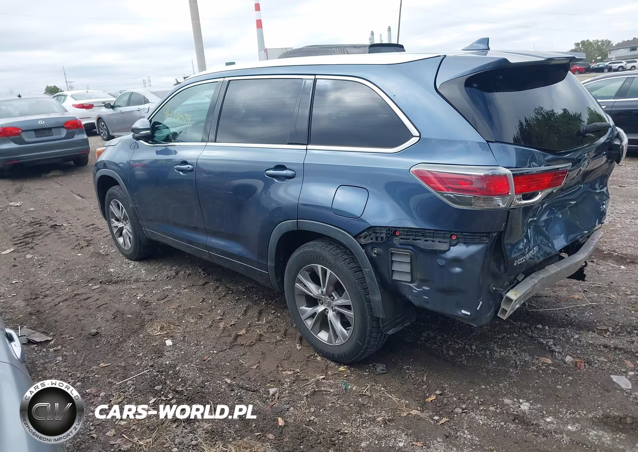 2015 Toyota Highlander Xle V6 VIN:5TDJKRFH3FS208539 - 3