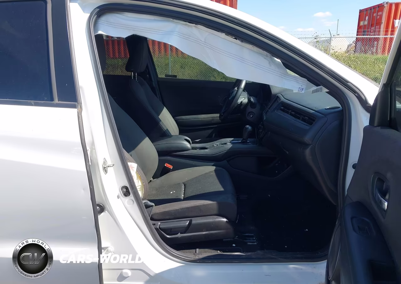 2019 Honda Hr-V Sport VIN:3CZRU6H1XKM734117 - 5