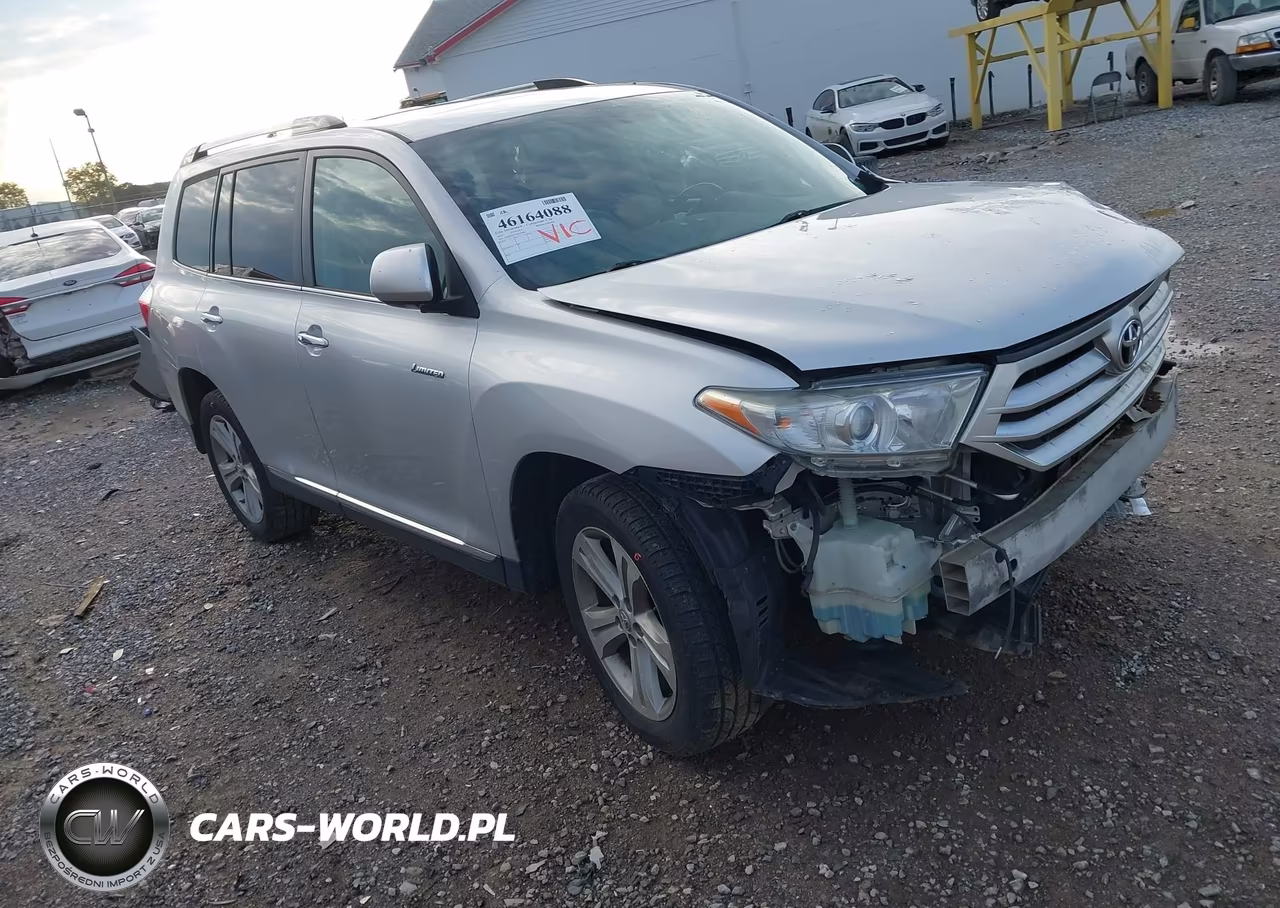 2013 Toyota Highlander Limited V6