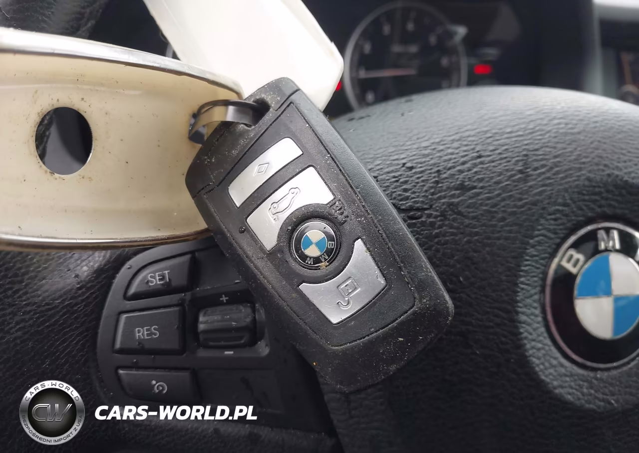 2011 BMW X3 xDrive28I VIN:5UXWX5C5XBL700165 - 11