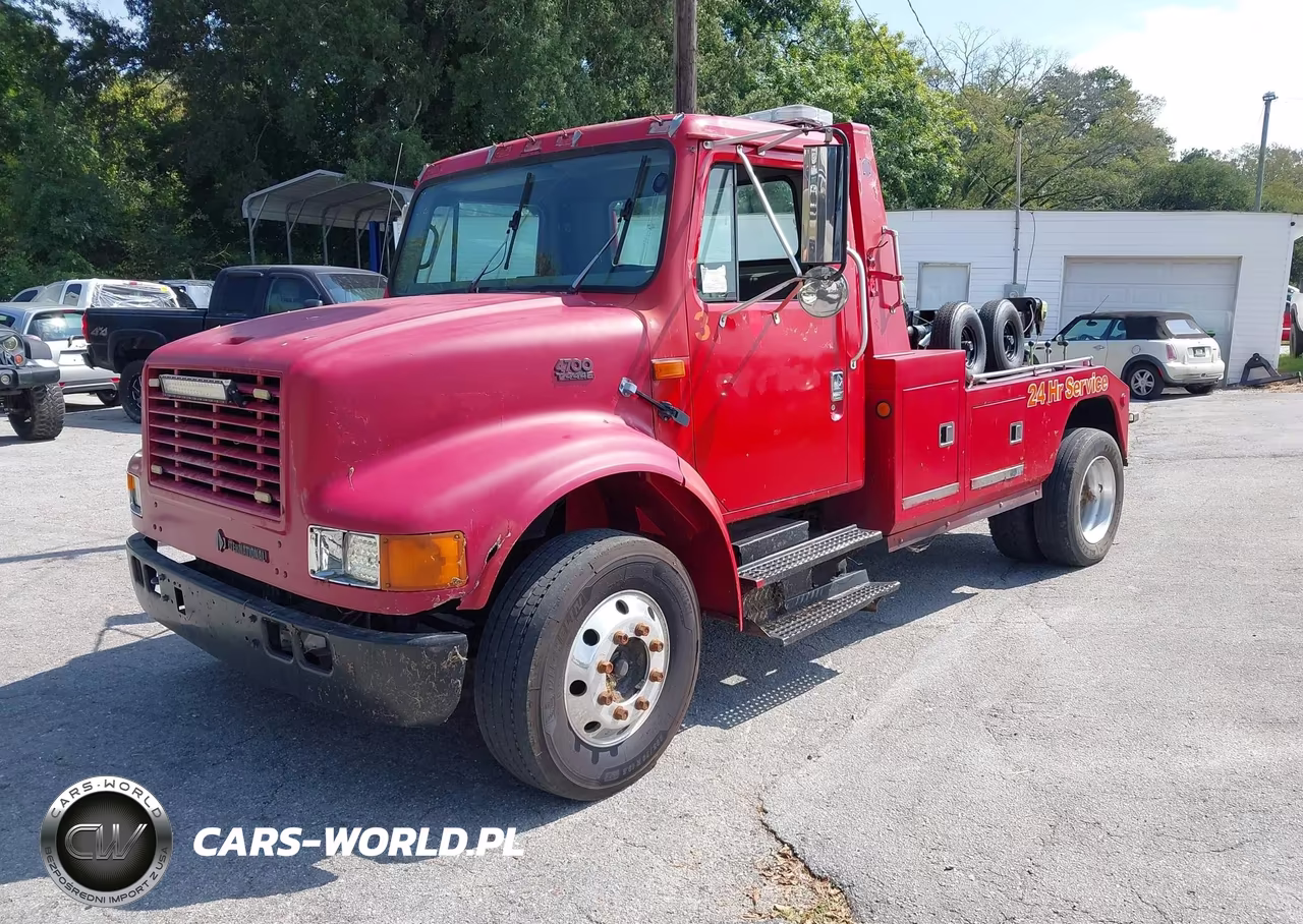1996 International 4000 4700 VIN:1HTSCABK3TH243296 - 2