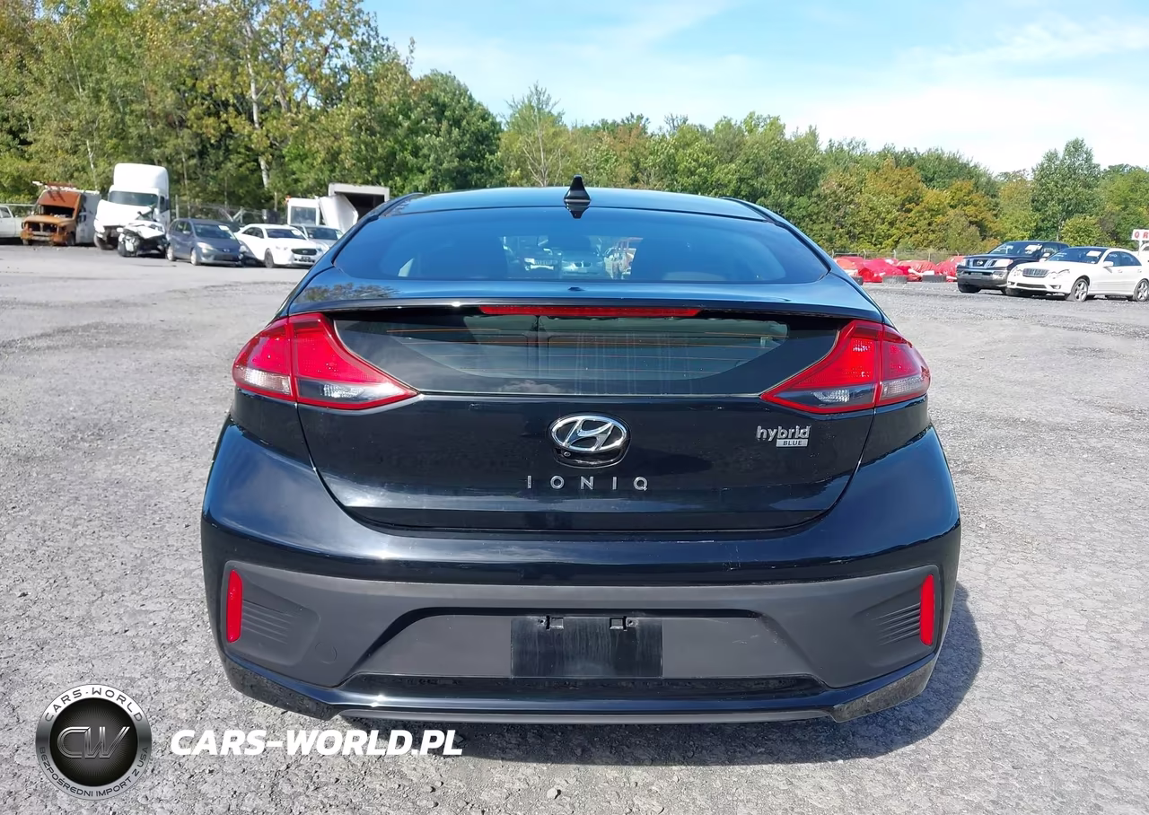 2018 Hyundai Ioniq Hybrid Blue VIN:KMHC65LC3JU076333 - 21