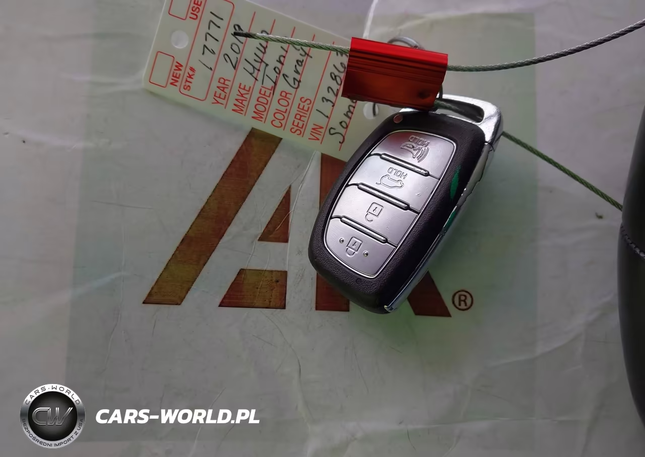 2019 Hyundai Ioniq Plug-In Hybrid VIN:KMHC65LD3KU132863 - 11