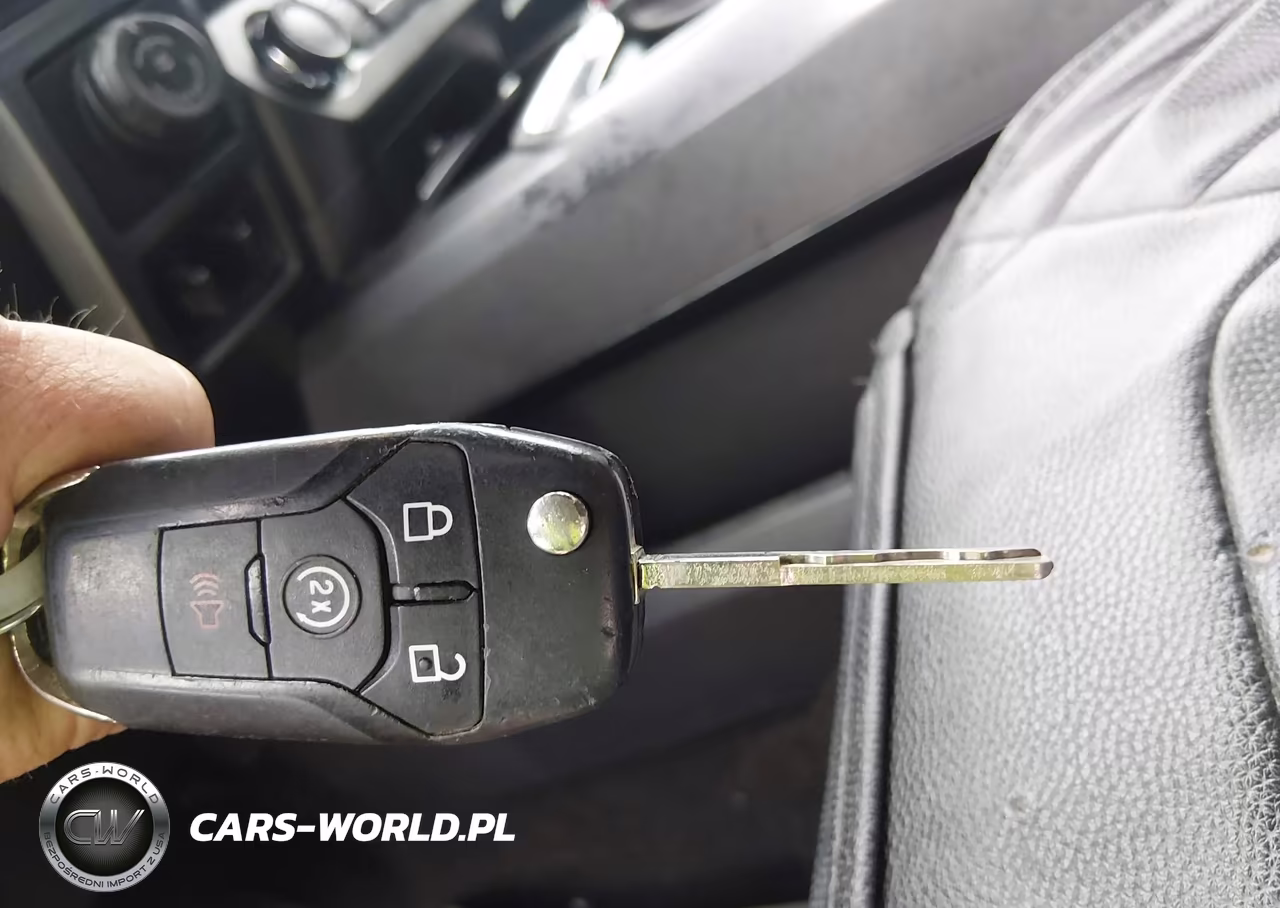 2019 Ford F-150 Xlt VIN:1FTFX1E56KKC05992 - 11