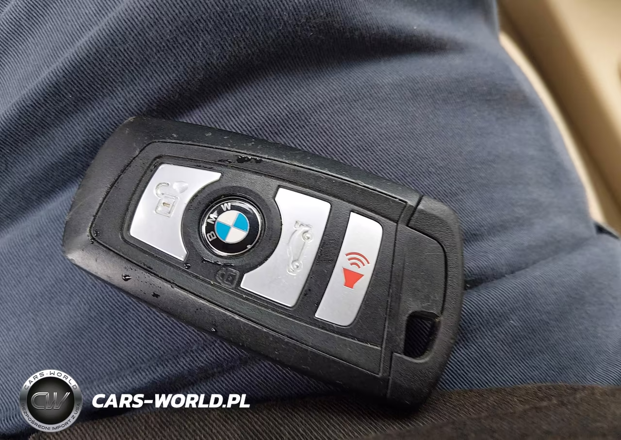 2018 BMW 320I VIN:WBA8E1G52JNU93726 - 11