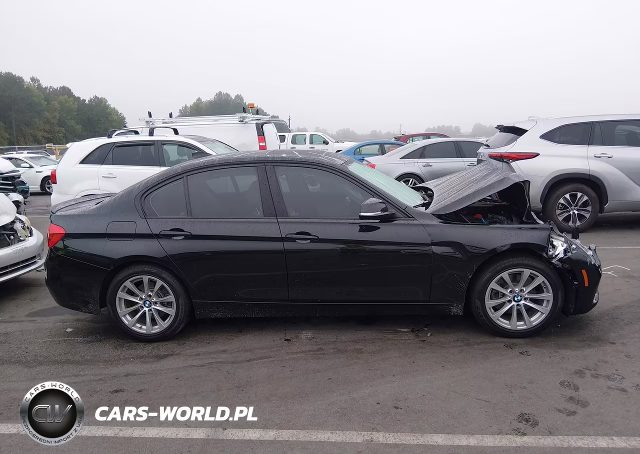 2018 BMW 320I VIN:WBA8E1G52JNU93726 - 13