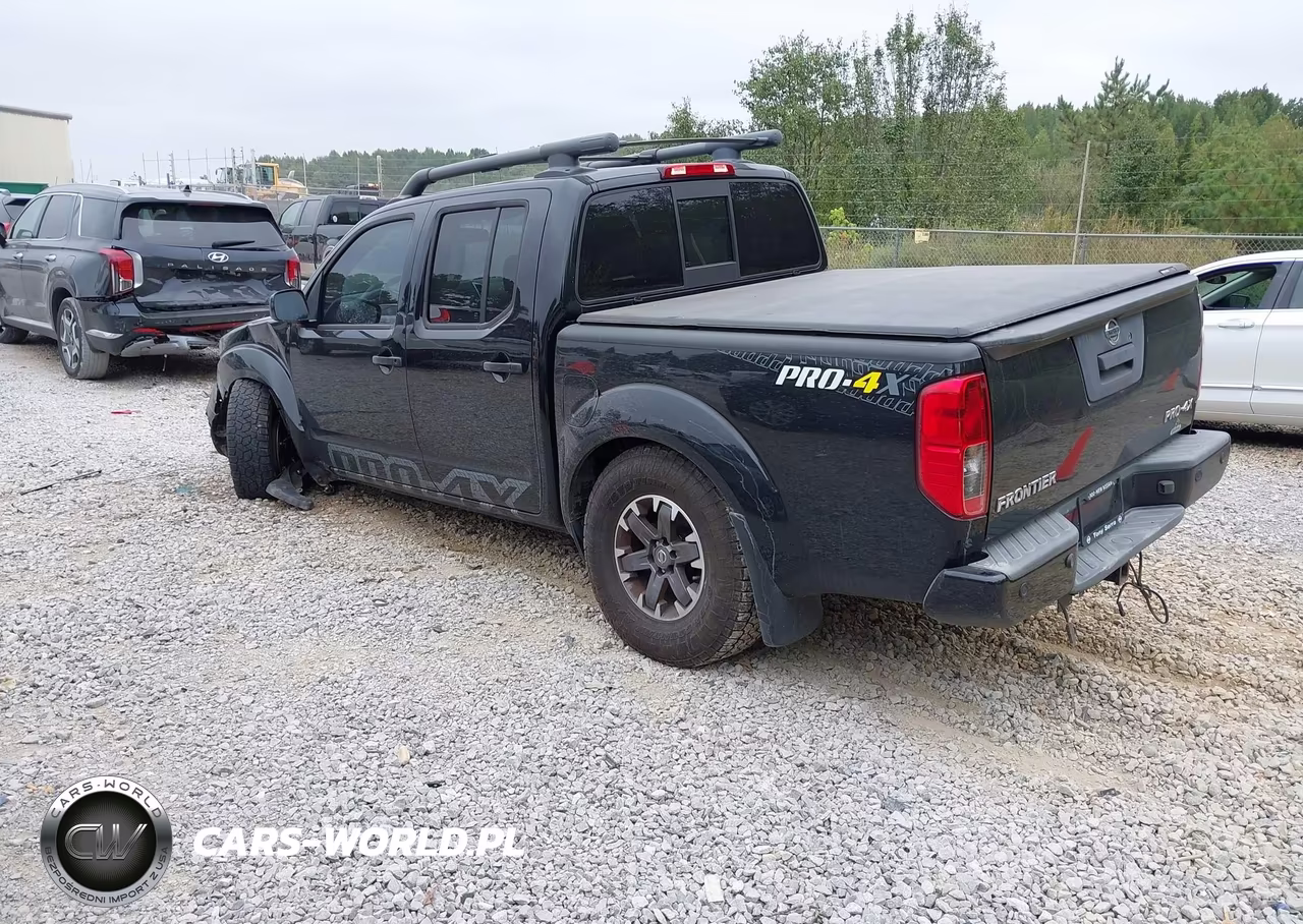 2020 Nissan Frontier Pro-4X 4X4 VIN:1N6ED0EB2LN718870 - 3