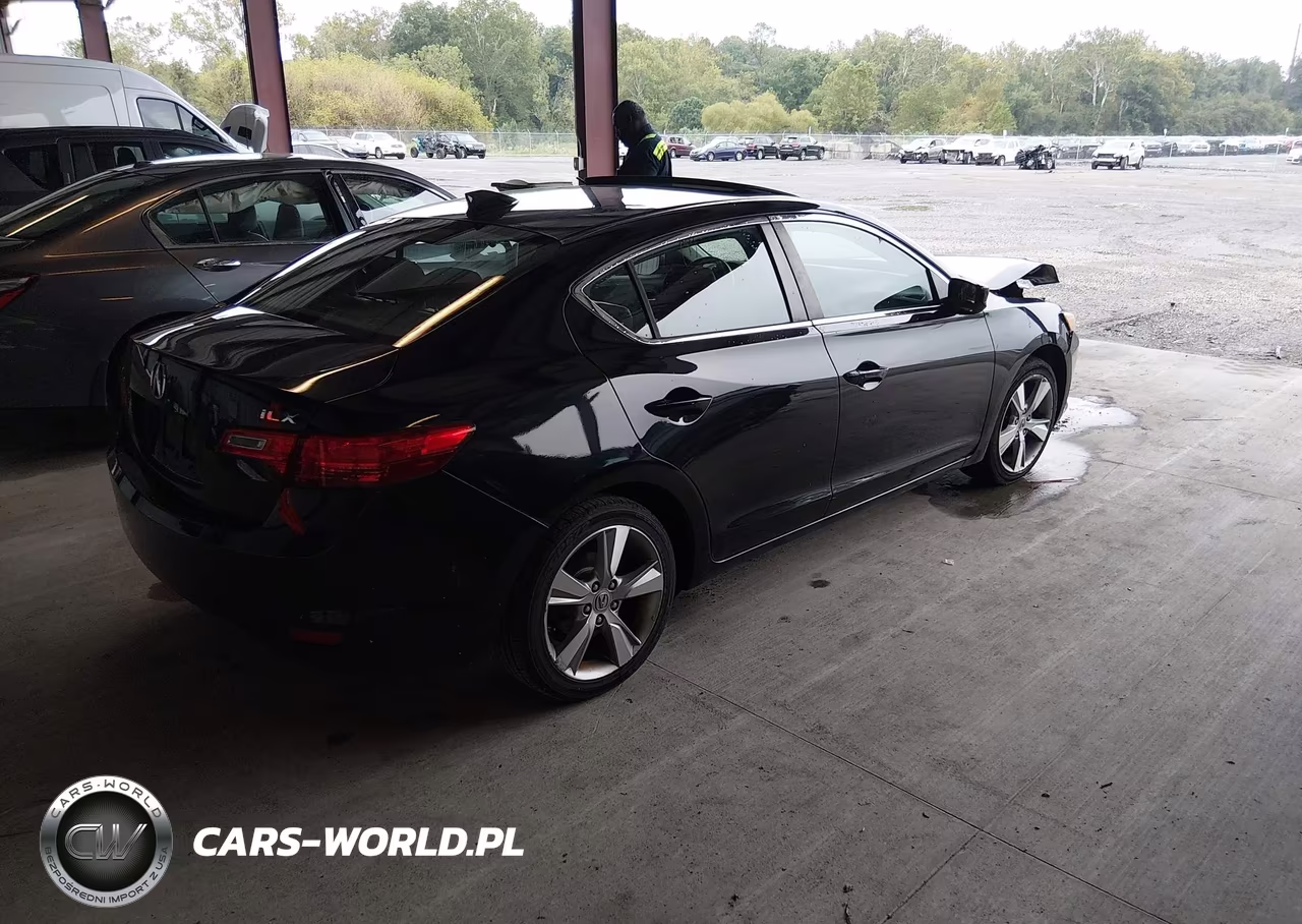 2013 Acura Ilx 2.0L VIN:19VDE1F72DE003520 - 4