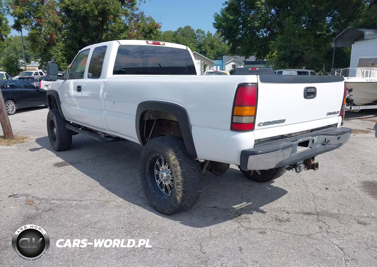 2002 Chevrolet Silverado 2500Hd Ls VIN:1GCHK29U82E113831 - 3