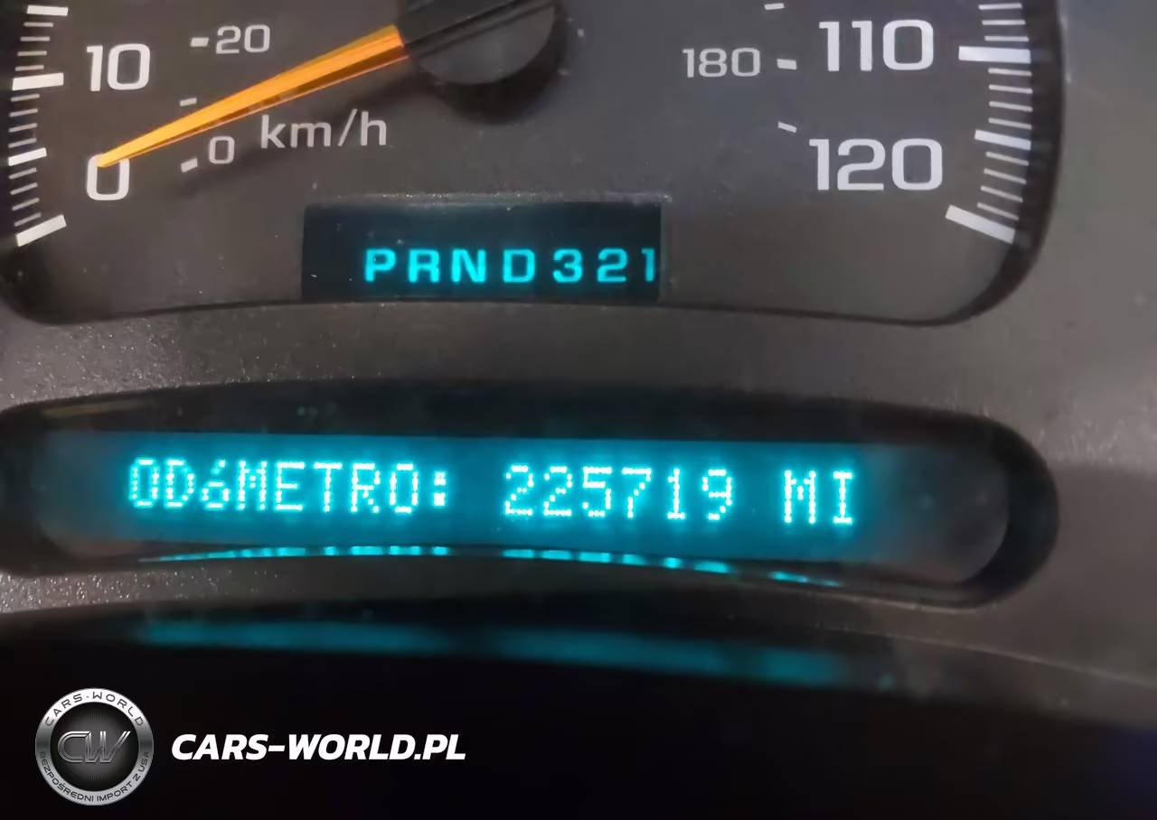 2004 Chevrolet Tahoe Ls VIN:1GNEC13T34J176847 - 15