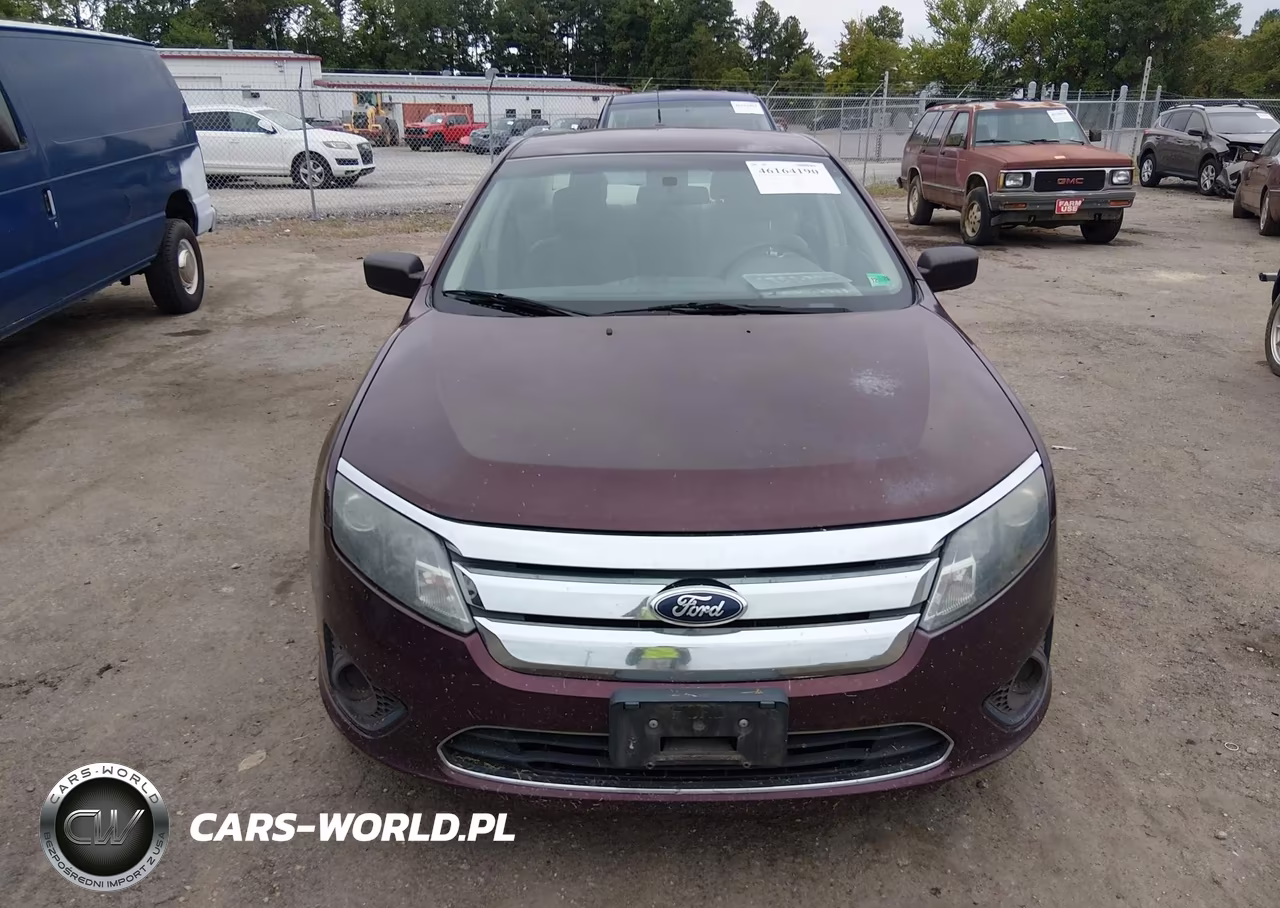 2012 Ford Fusion S VIN:3FAHP0GA4CR449821 - 6