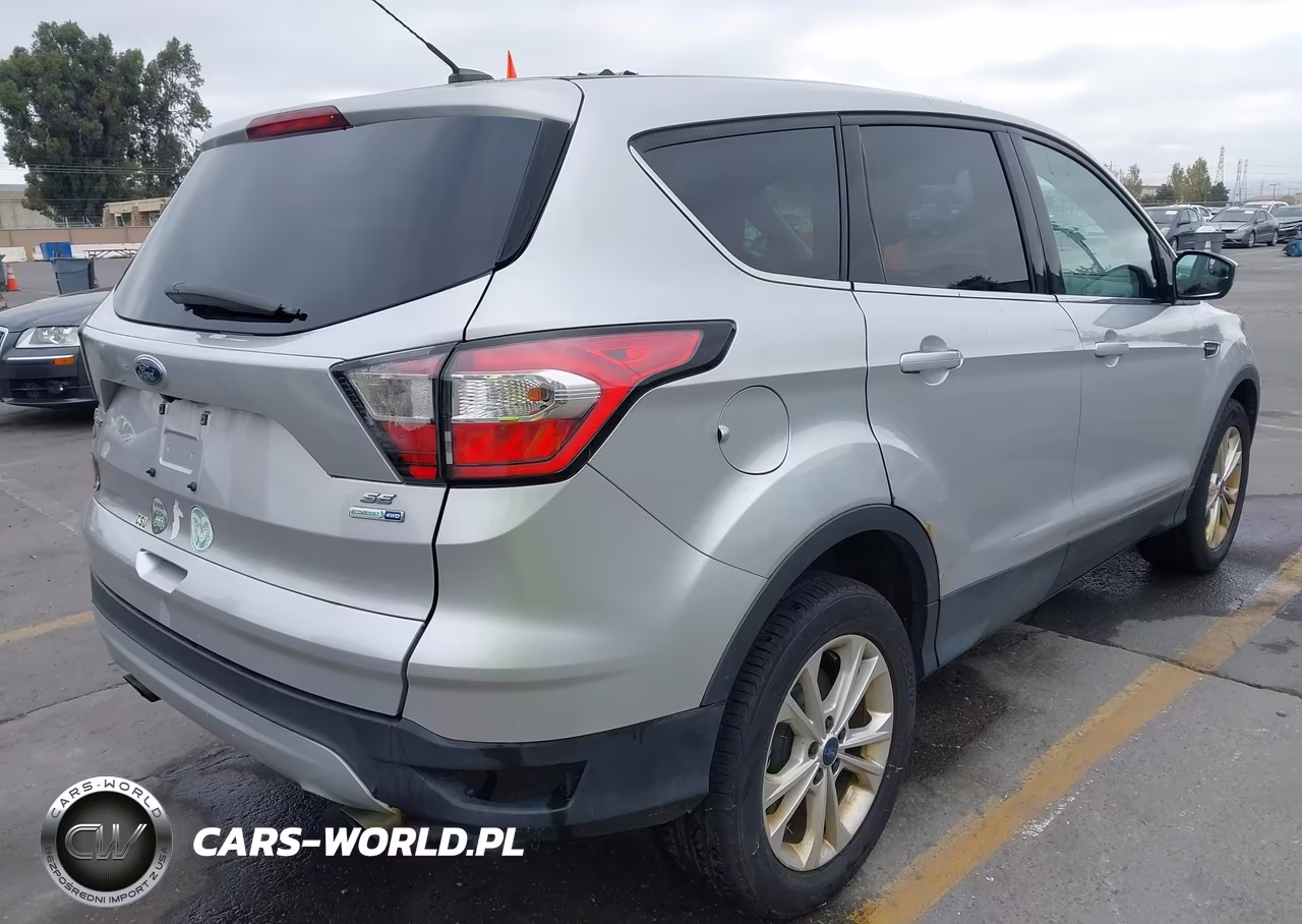 2017 Ford Escape Se VIN:1FMCU9GD5HUA01966 - 6