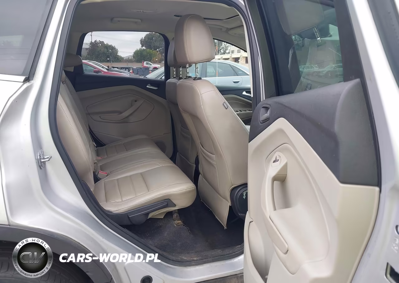 2017 Ford Escape Se VIN:1FMCU9GD5HUA01966 - 8