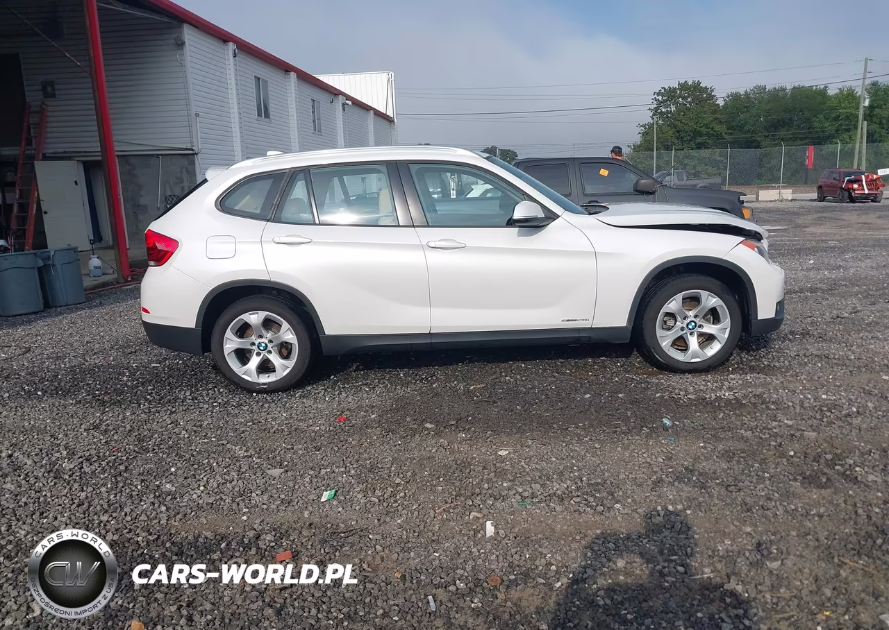 2013 BMW X1 Sdrive28I VIN:WBAVM1C50DVW45745 - 13