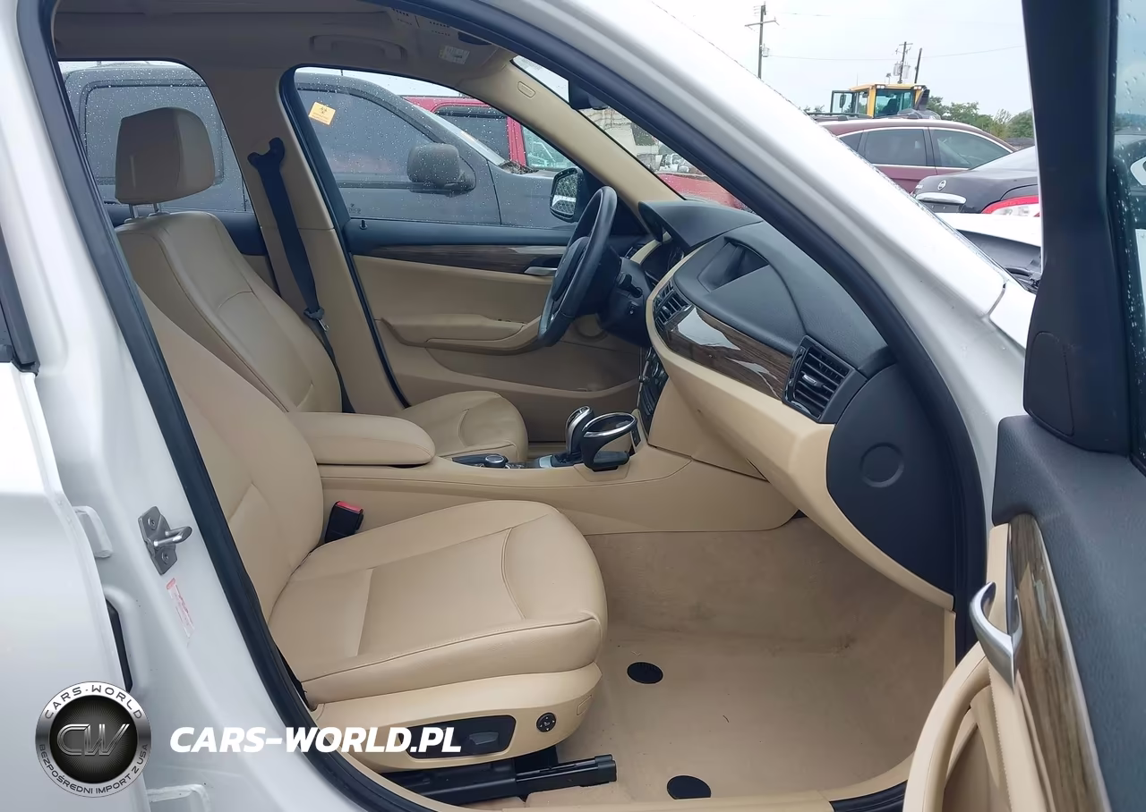 2013 BMW X1 Sdrive28I VIN:WBAVM1C50DVW45745 - 5