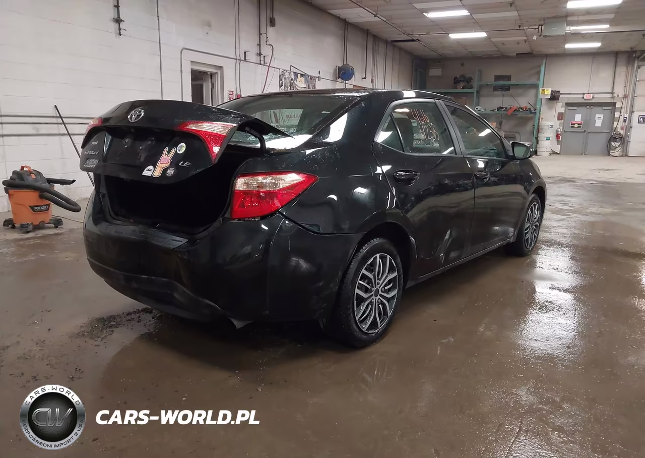 2017 Toyota Corolla Le VIN:2T1BURHE2HC776326 - 4