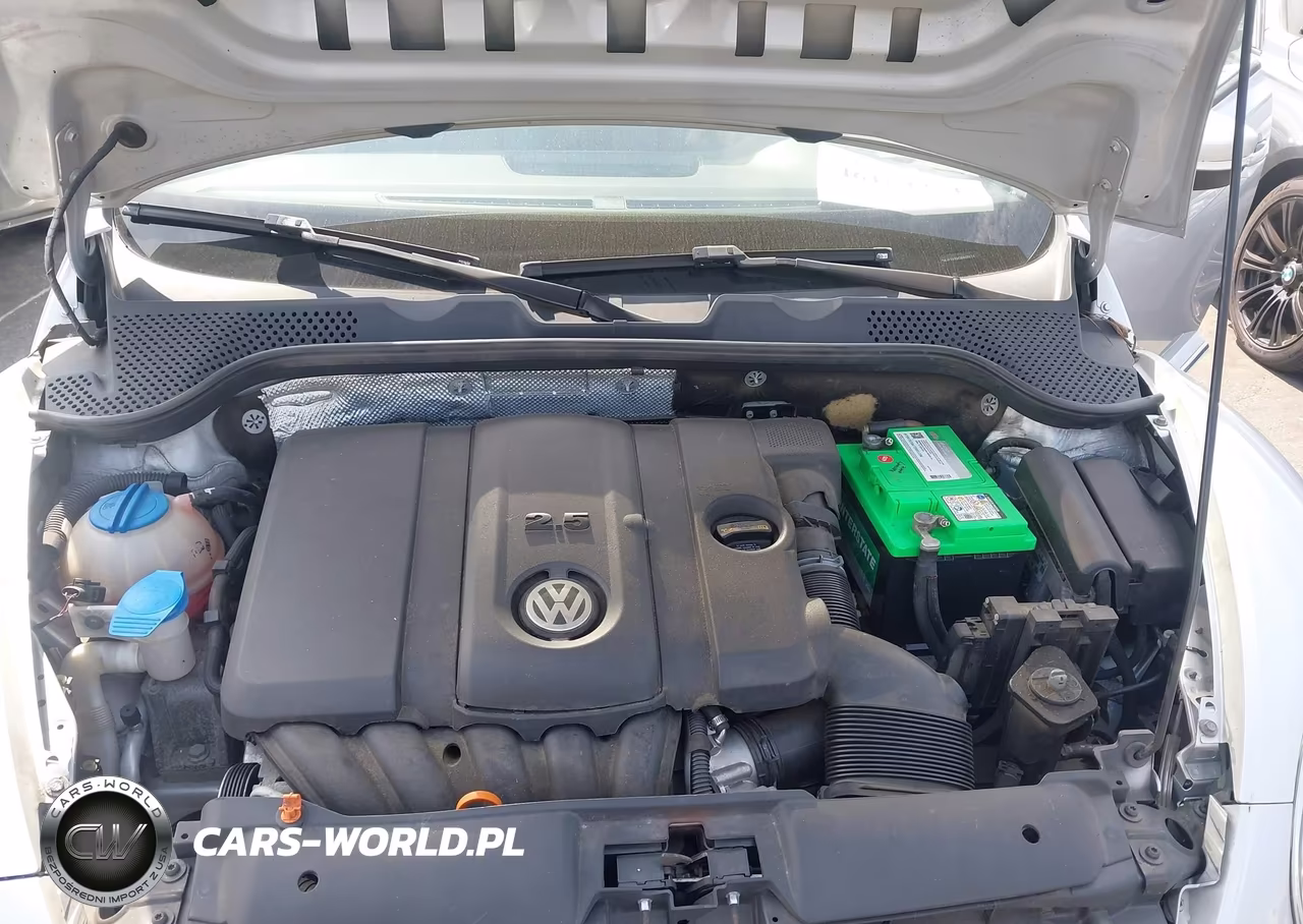 2012 Volkswagen Beetle 2.5L VIN:3VWJP7AT0CM608214 - 10