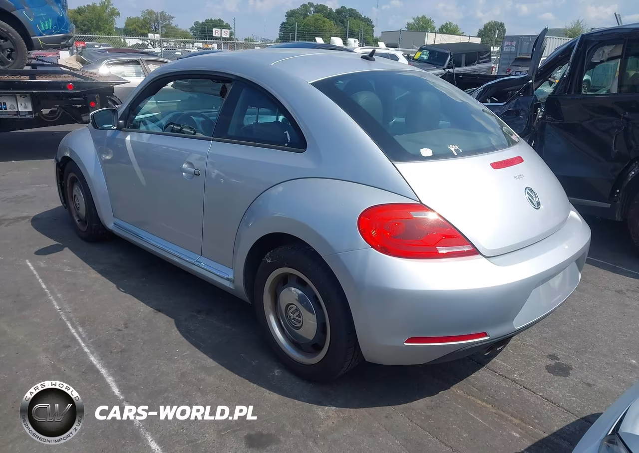 2012 Volkswagen Beetle 2.5L VIN:3VWJP7AT0CM608214 - 3