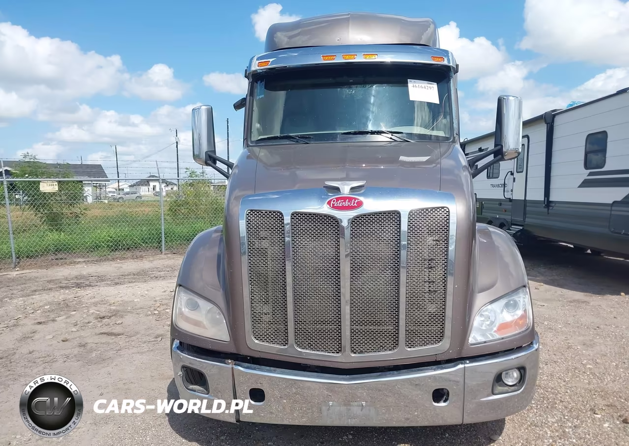 2019 Peterbilt 579 VIN:1XPBD49X7KD604157 - 12