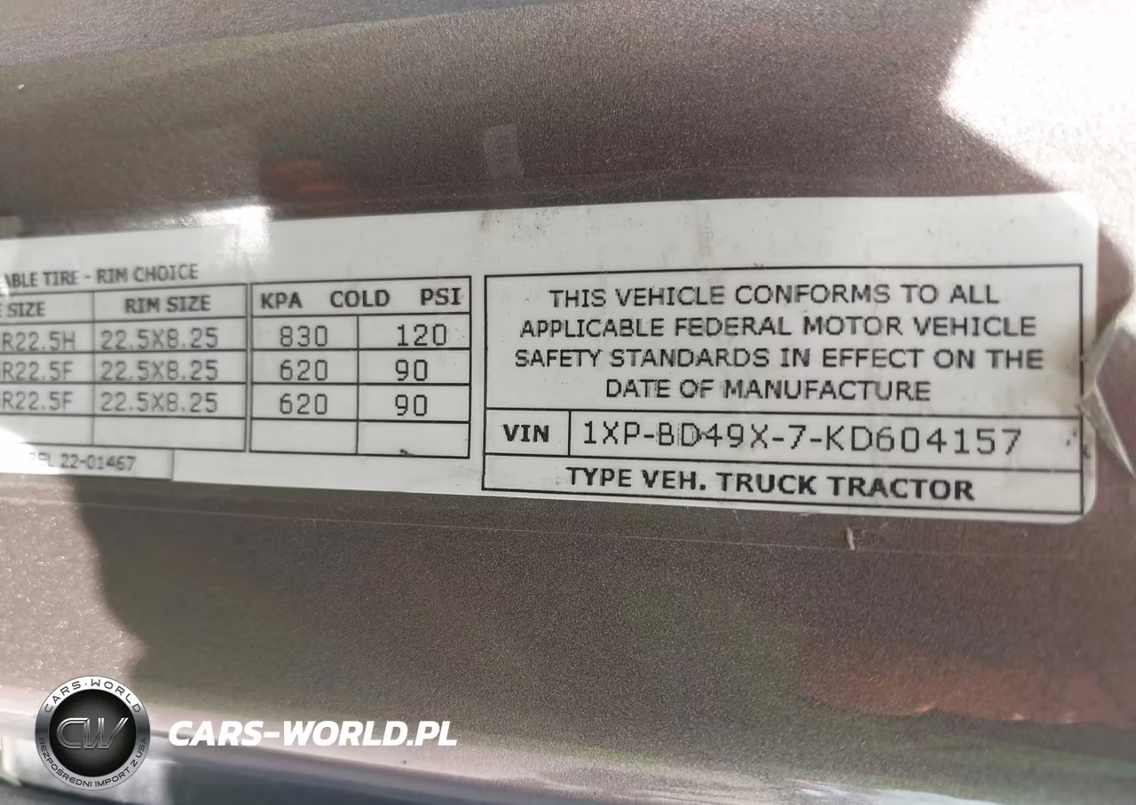 2019 Peterbilt 579 VIN:1XPBD49X7KD604157 - 9