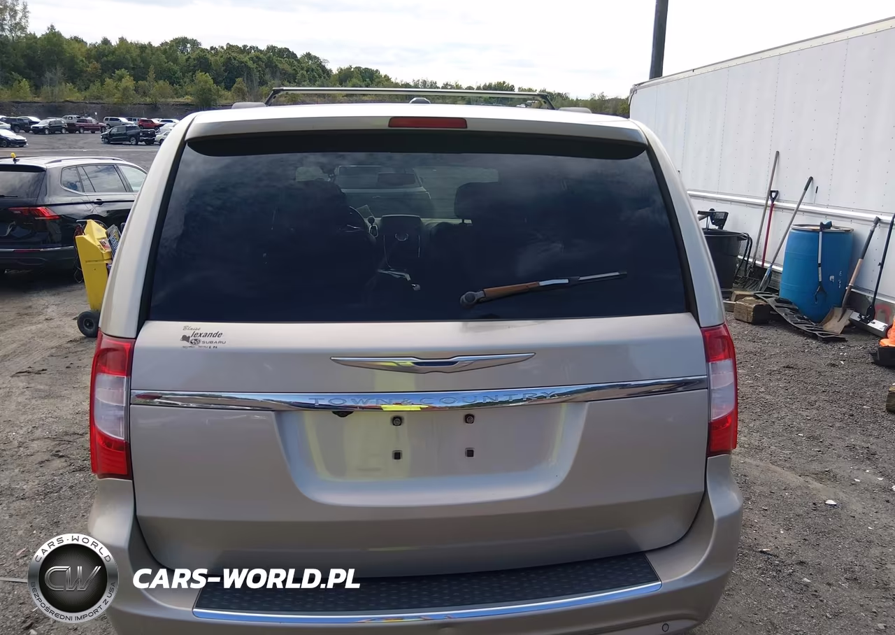 2014 Chrysler Town & Country Touring-L 30Th Anniversary VIN:2C4RC1CG5ER229204 - 16