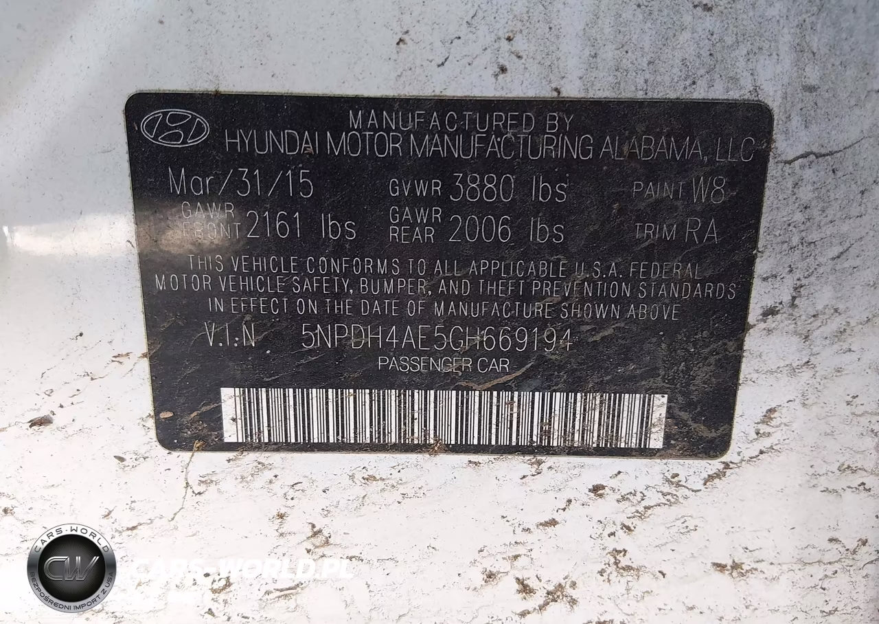 2016 Hyundai Elantra Limited VIN:5NPDH4AE5GH669194 - 9