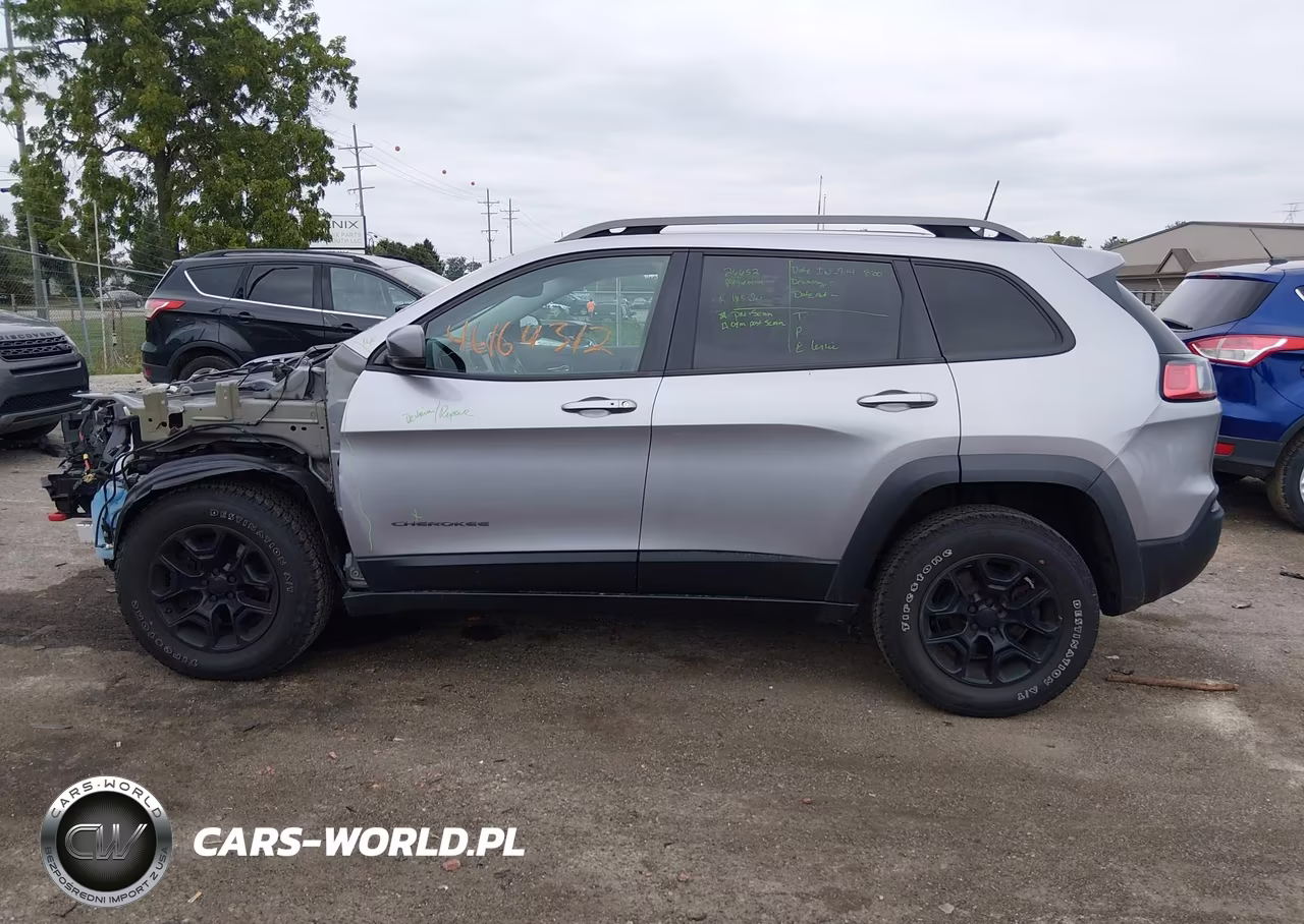 2020 Jeep Cherokee Trailhawk 4X4 VIN:1C4PJMBX4LD604936 - 15