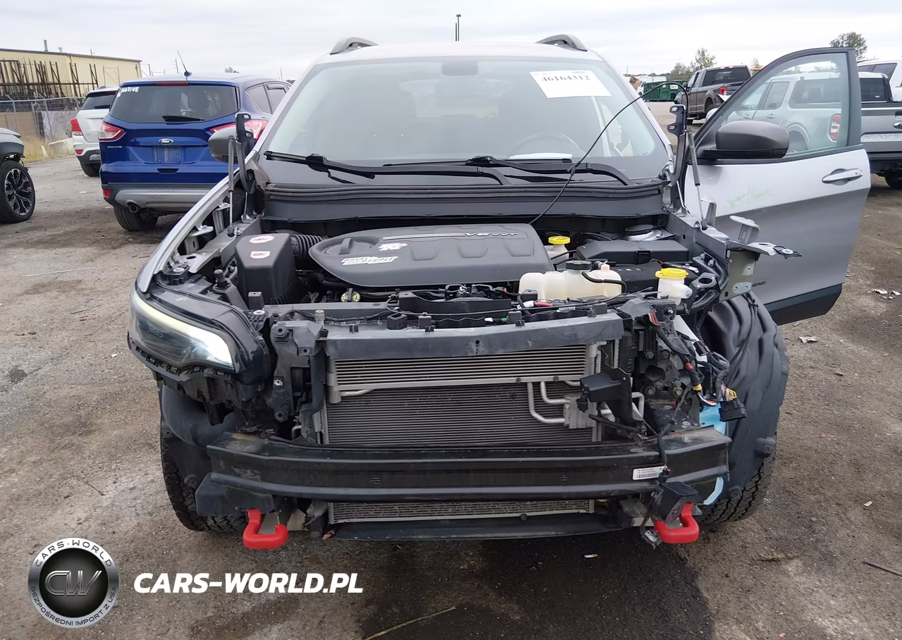 2020 Jeep Cherokee Trailhawk 4X4 VIN:1C4PJMBX4LD604936 - 6