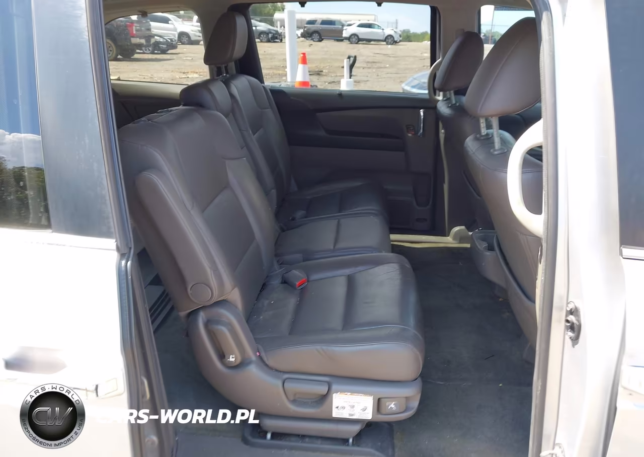 2015 Honda Odyssey Ex-L VIN:5FNRL5H63FB024243 - 8