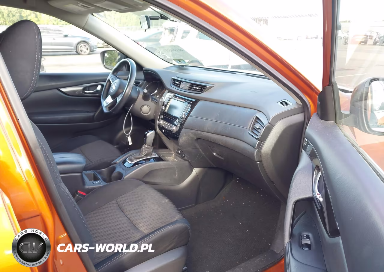 2018 Nissan Rogue Sv VIN:5N1AT2MV0JC797570 - 5