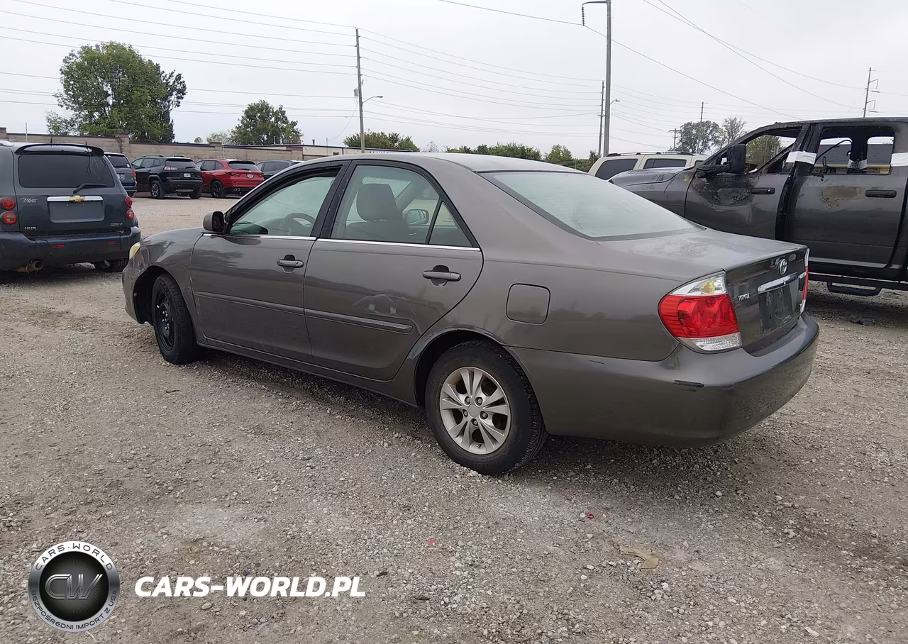 2005 Toyota Camry Le V6 VIN:4T1BF32K15U596819 - 3