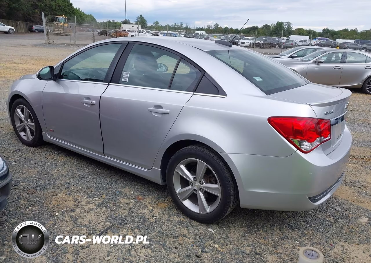 2015 Chevrolet Cruze 2Lt Auto VIN:1G1PE5SB4F7105080 - 3