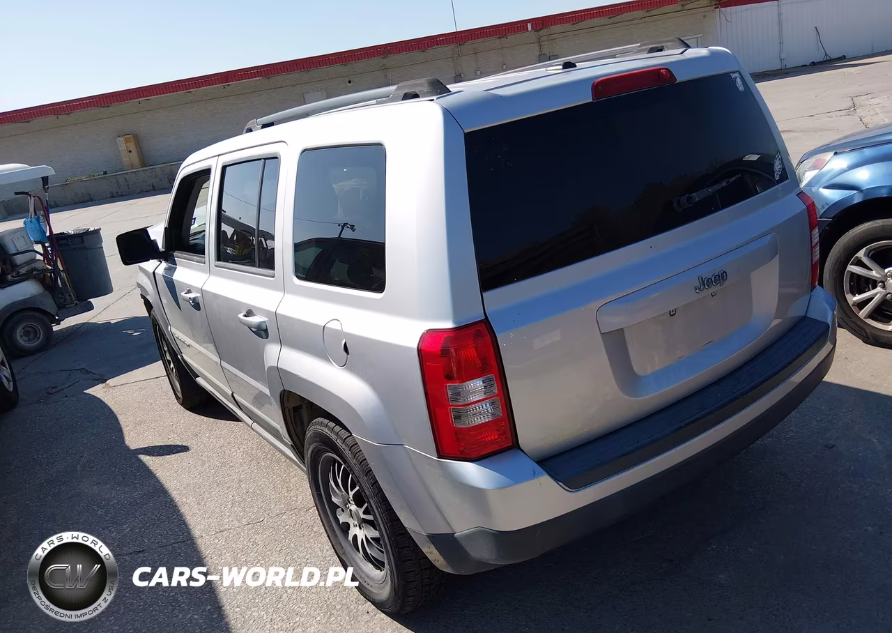 2011 Jeep Patriot Sport VIN:1J4NT1GA5BD270638 - 3