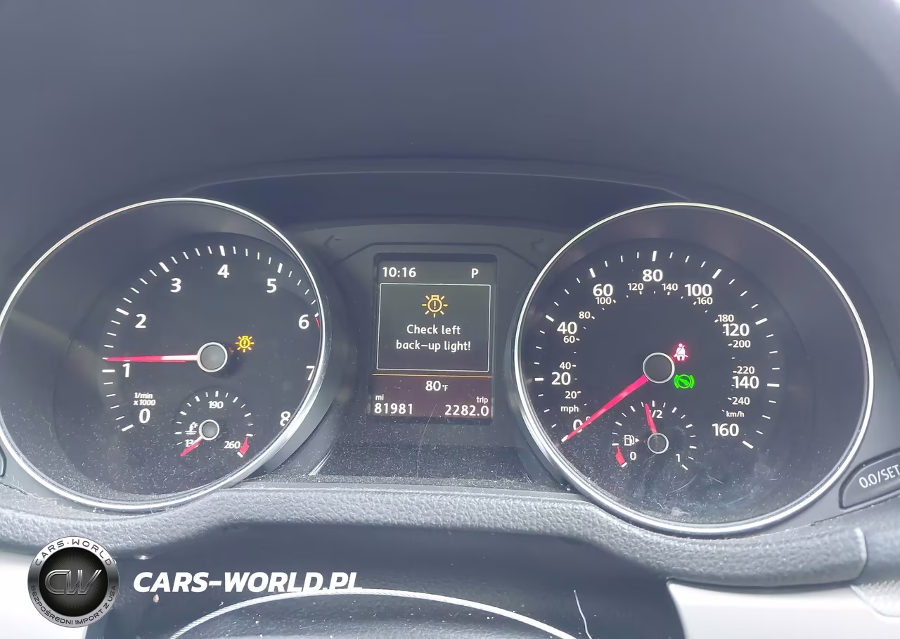 2019 Volkswagen Passat 2.0T Wolfsburg Edition VIN:1VWLA7A3XKC006110 - 7
