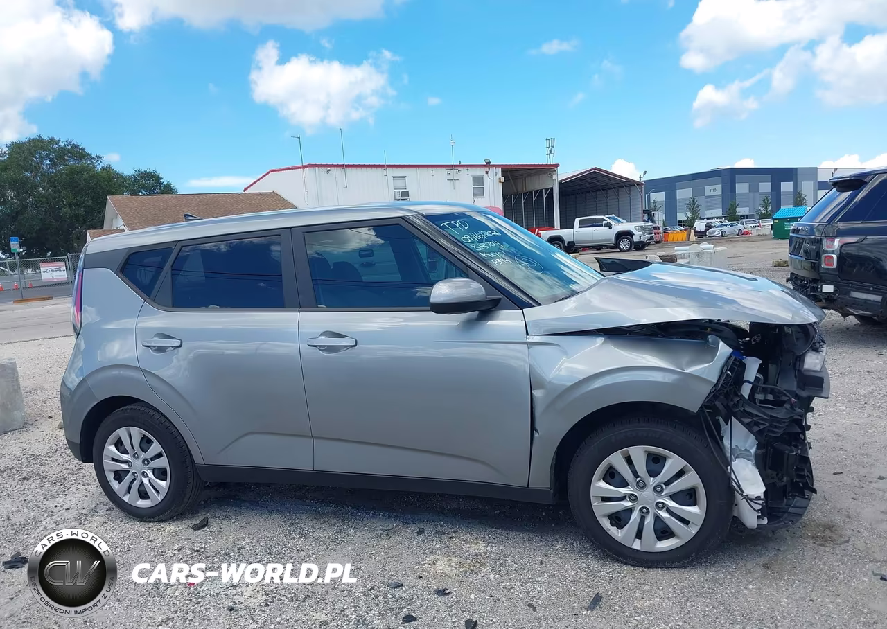 2023 Kia Soul Lx VIN:KNDJ23AU5P7863704 - 13