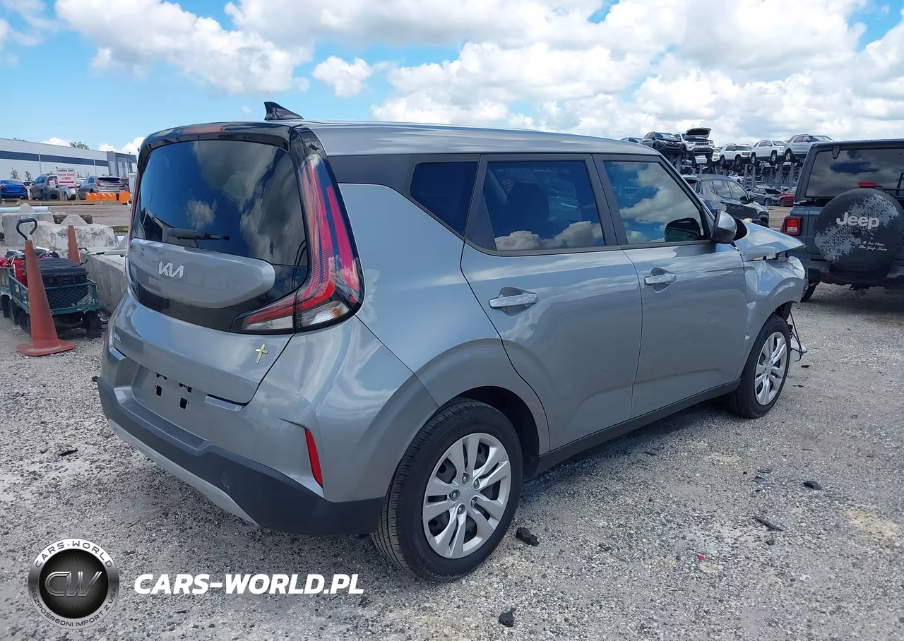 2023 Kia Soul Lx VIN:KNDJ23AU5P7863704 - 4