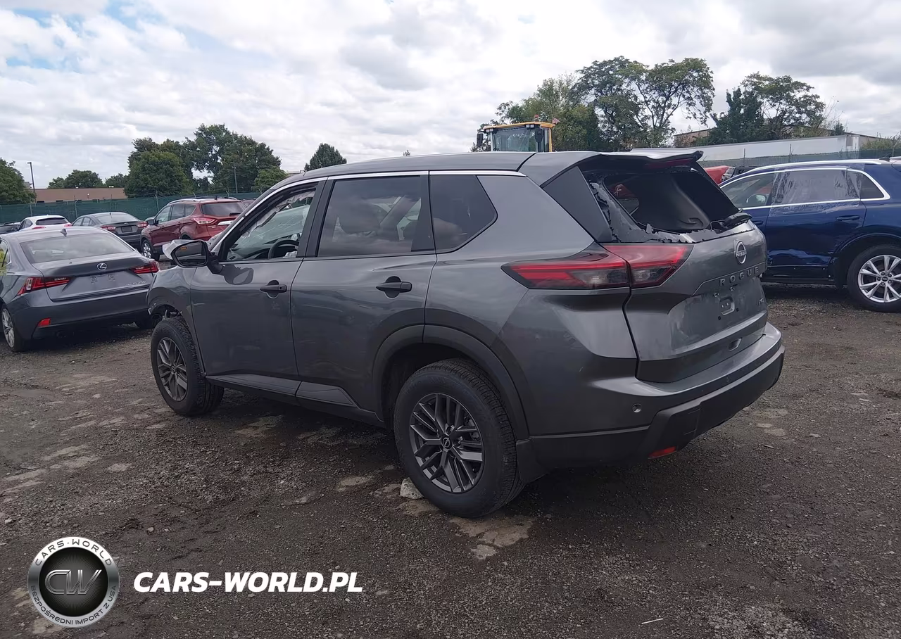 2026 Nissan Rogue S VIN:5N1BT3AB5TC673916 - 3