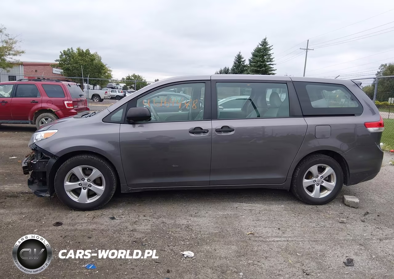 2014 Toyota Sienna L V6 7 Passenger VIN:5TDZK3DC3ES524769 - 14