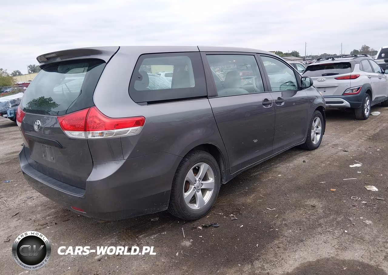 2014 Toyota Sienna L V6 7 Passenger VIN:5TDZK3DC3ES524769 - 4