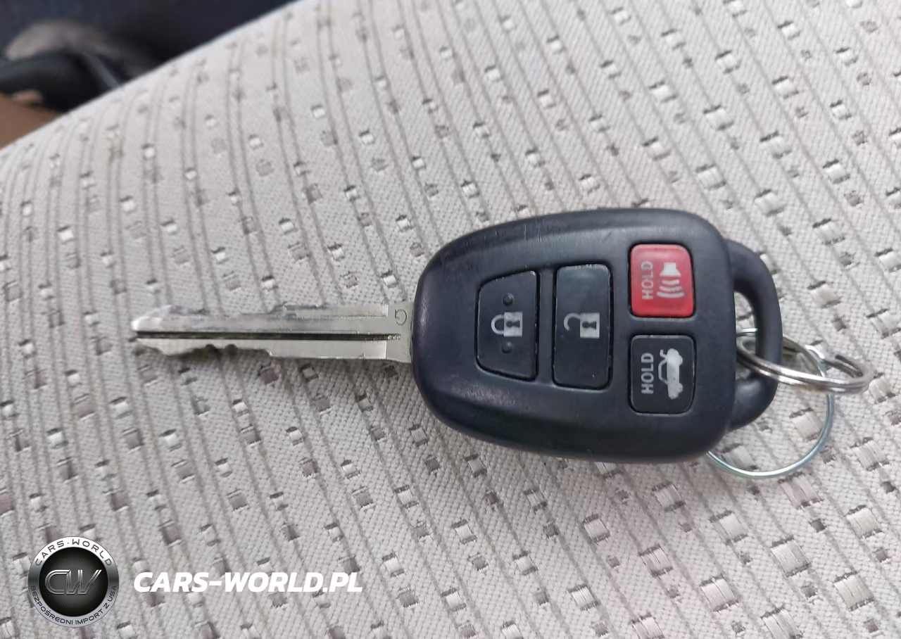 2014 Toyota Camry Le VIN:4T4BF1FK6ER441235 - 11