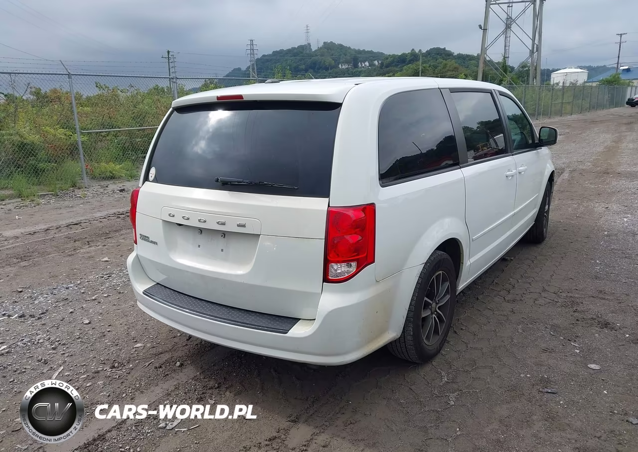 2016 Dodge Grand Caravan Se Plus VIN:2C4RDGBG3GR314076 - 4