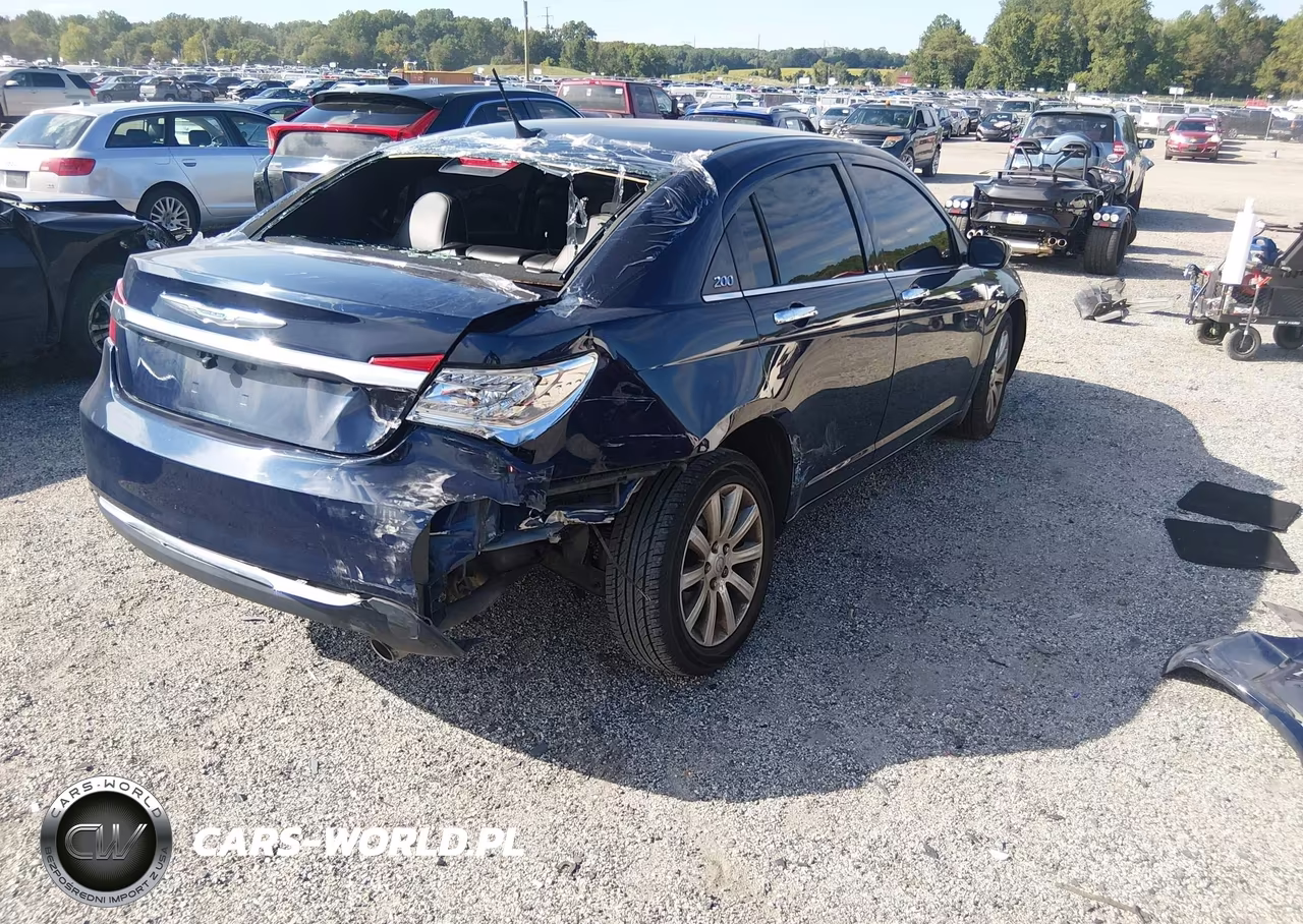 2014 Chrysler 200 Limited VIN:1C3CCBCG6EN180382 - 4