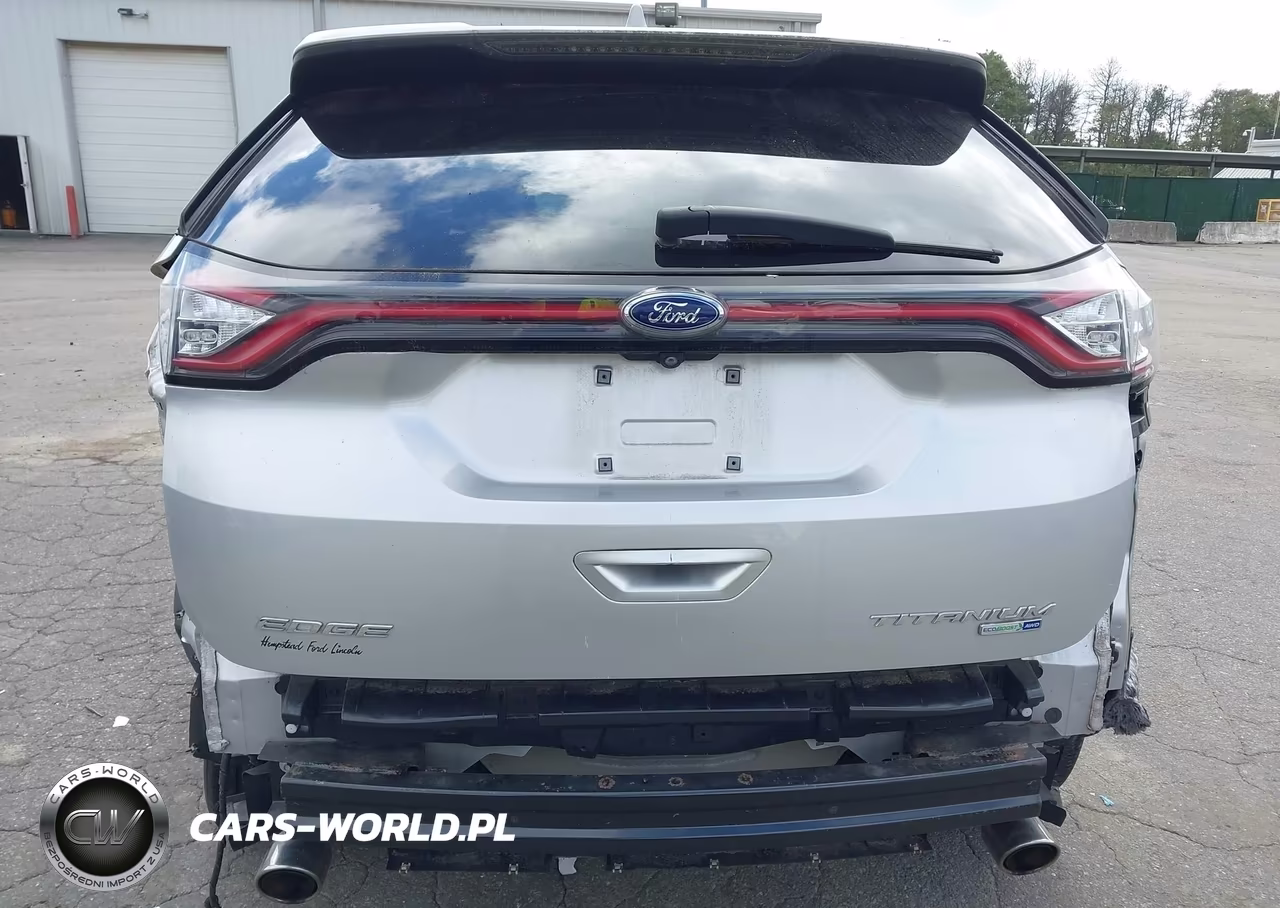 2018 Ford Edge Titanium VIN:2FMPK4K93JBC24306 - 17