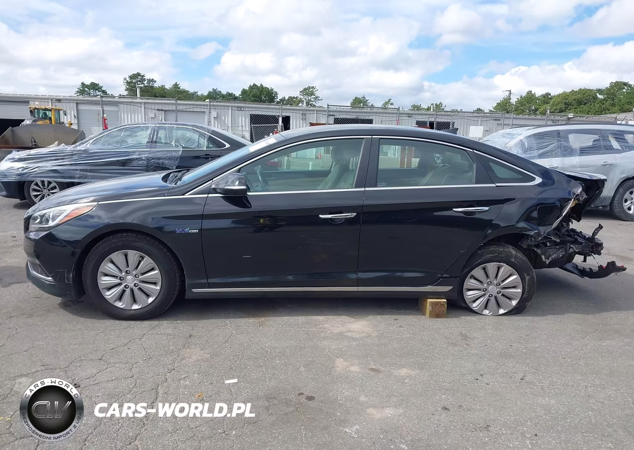 2017 Hyundai Sonata Hybrid Se VIN:KMHE24L17HA059222 - 15