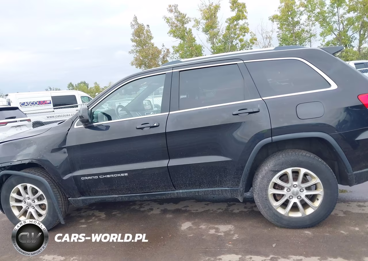 2015 Jeep Grand Cherokee Laredo VIN:1C4RJFAG6FC645035 - 14