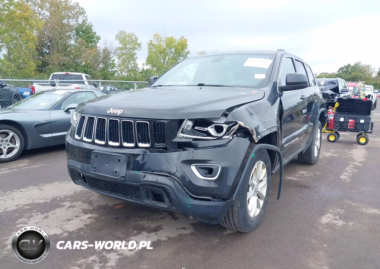 2015 Jeep Grand Cherokee Laredo VIN:1C4RJFAG6FC645035 - 6