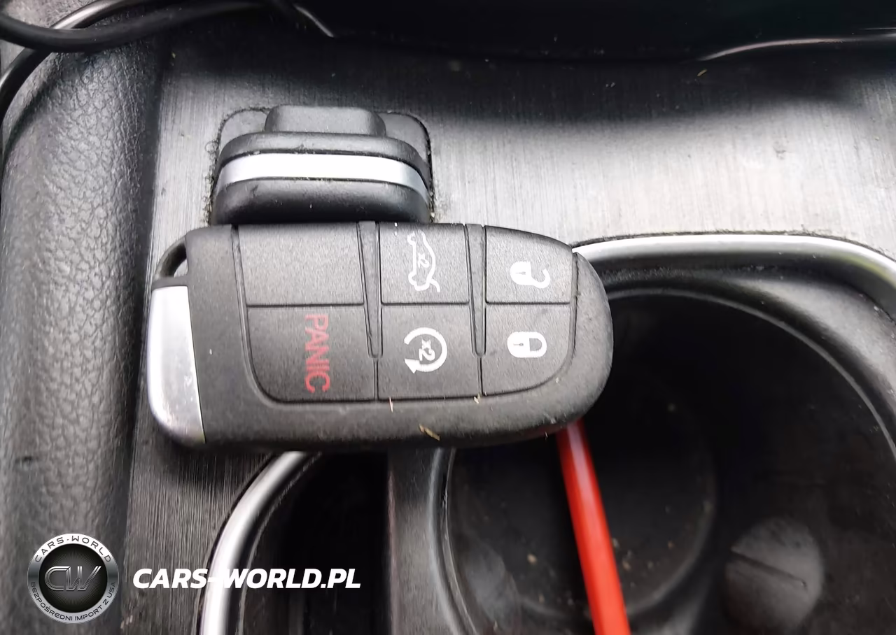2015 Chrysler 200 Limited VIN:1C3CCCAB2FN527365 - 11