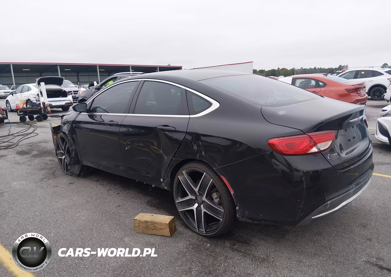 2015 Chrysler 200 Limited VIN:1C3CCCAB2FN527365 - 3