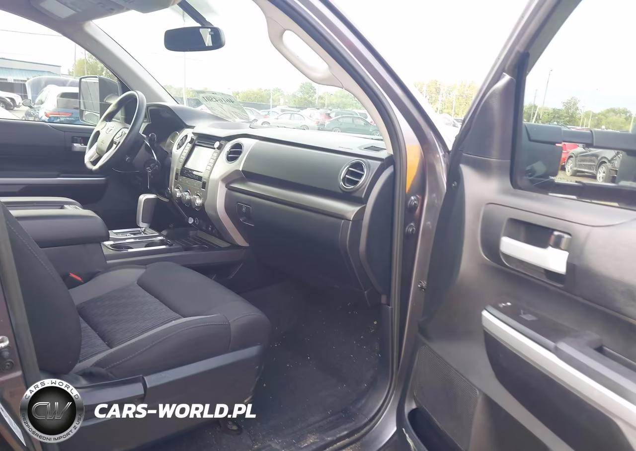 2017 Toyota Tundra Sr5 5.7L V8 VIN:5TFUW5F16HX623557 - 5