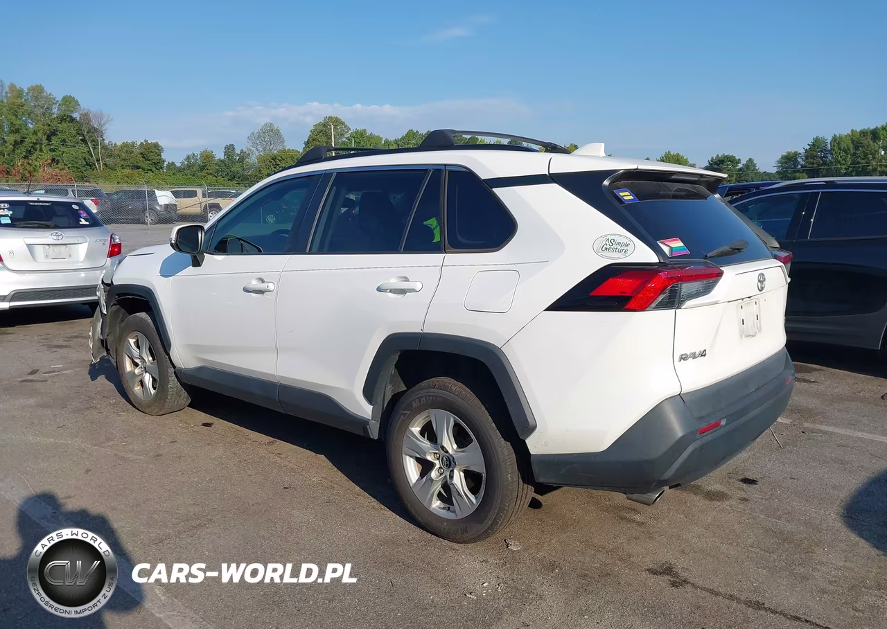 2020 Toyota Rav4 Xle VIN:2T3W1RFV1LC071238 - 3